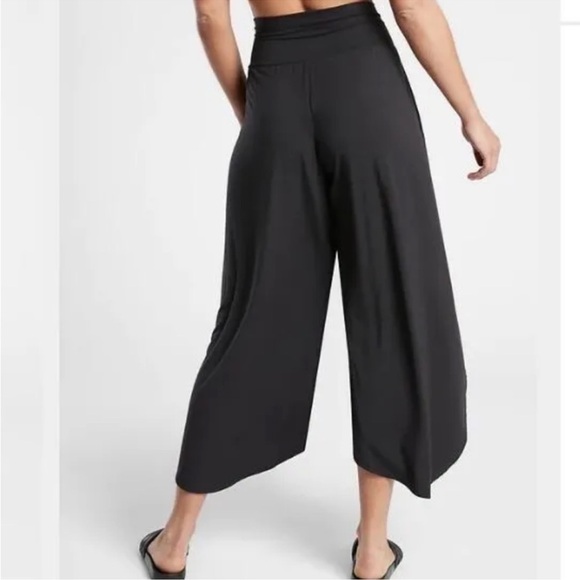 EUC Gorgeous Athleta Tulip Pants - Picture 3 of 7